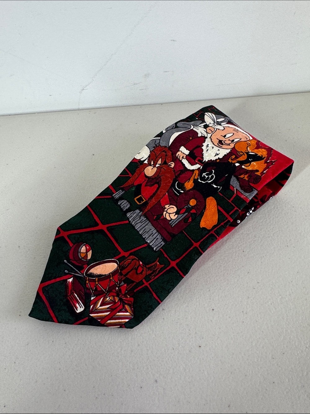 Vintage Looney Tunes Elmer Fudd Santa Bugs Bunny Print Silk Tie 90s Y2K Holiday - Picture 14 of 15